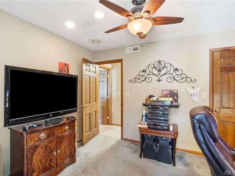1933 Washington South Drive, Washington Township, OH 45458 Photo 38
