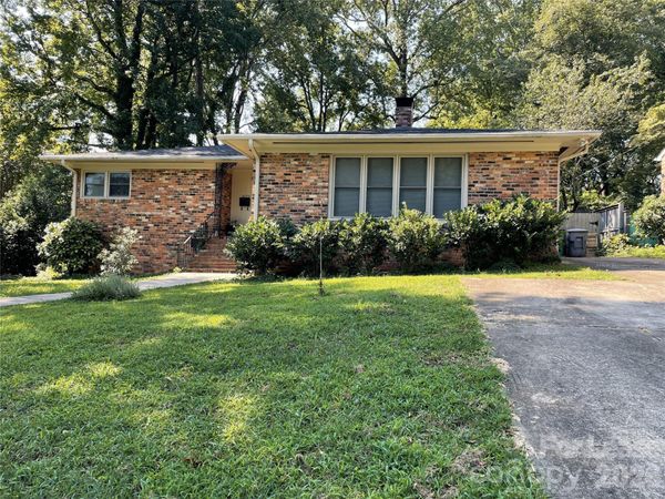 5226 Murrayhill Road , Charlotte, NC 28210