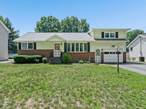 172 Dahlia Street, Schenectady, NY 12306