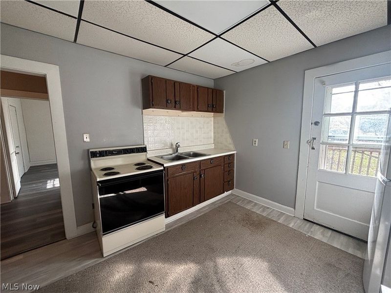 52 Sexton Street , Struthers, OH 44471 Photo 8