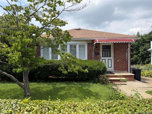 42-50 248th Street, Little Neck, NY 11363