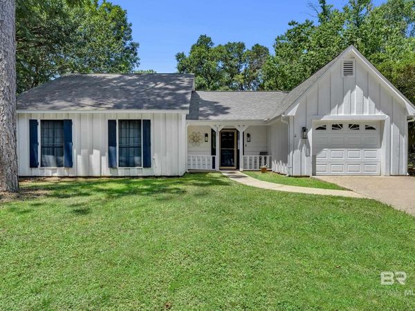 105 Montclair Loop, Daphne, AL 36526