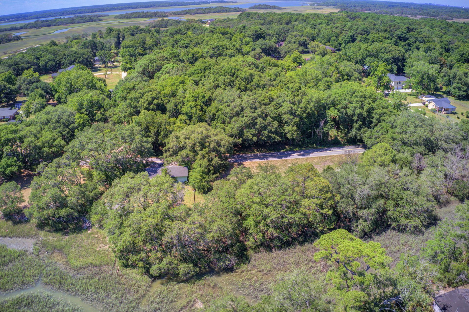 2107 Sol Legare Road Photo 10