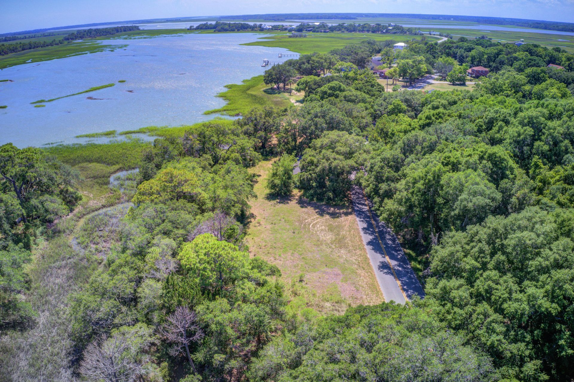 2107 Sol Legare Road Photo 8