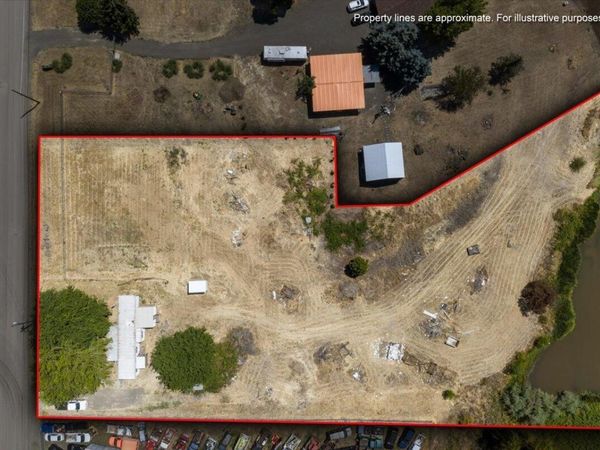 2288 Gramercy Drive, White City, OR 97503