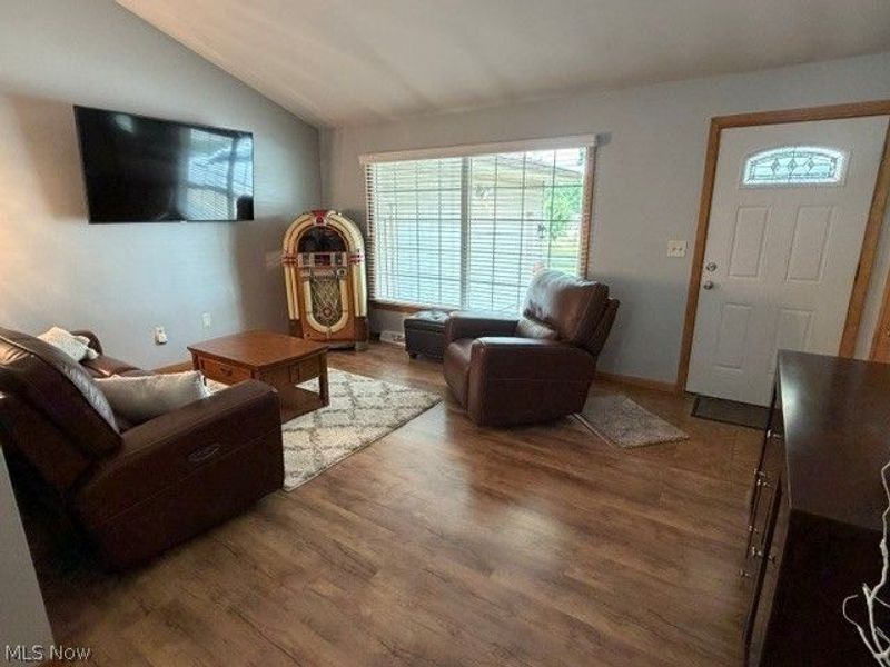 4609 Bond, Warren, OH 44483 Photo 2