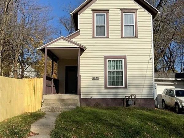 375 Lillian Street , Akron, OH 44307