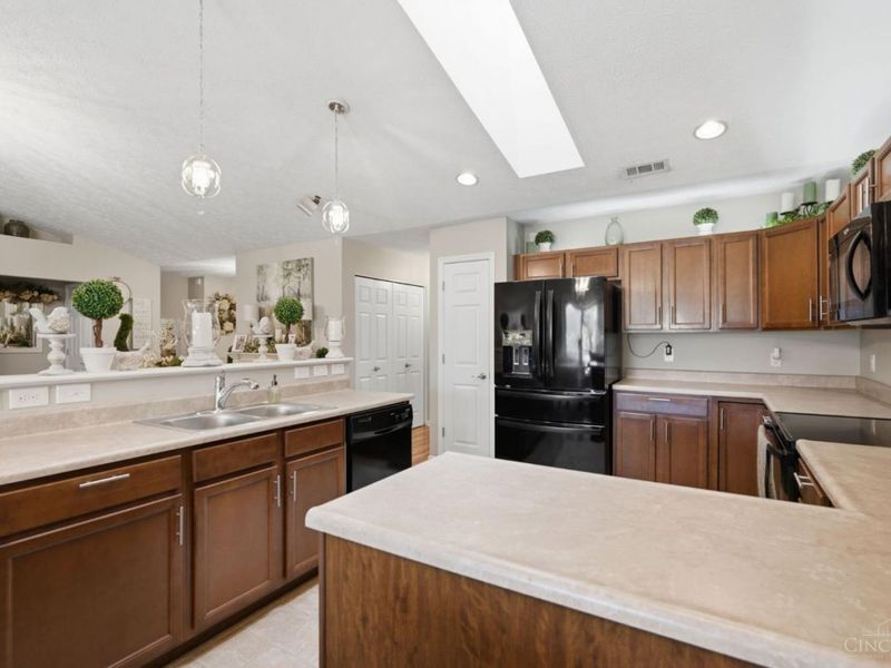 61 Ascot Glen Drive, Franklin, OH 45005 Photo 18