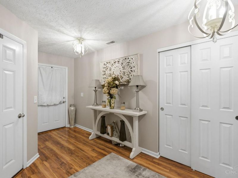 61 Ascot Glen Drive, Franklin, OH 45005 Photo 7