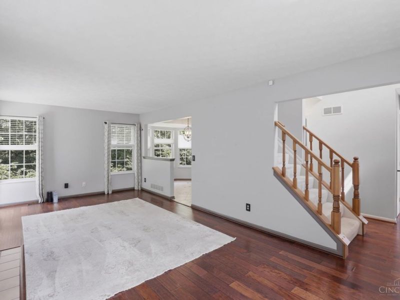932 Saffron Lane, Miami Twp, OH 45150 Photo 5