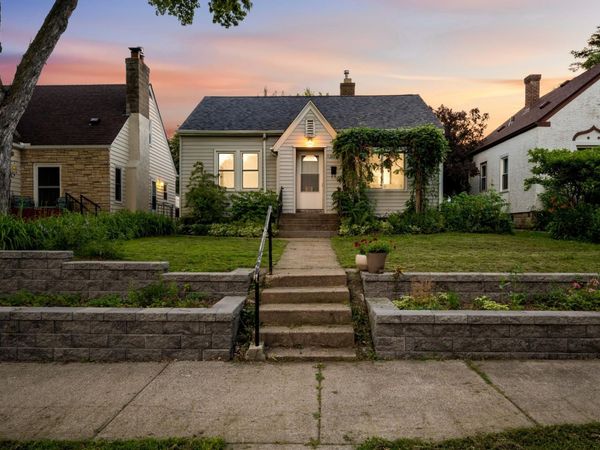 3039 Cleveland Street NE, Minneapolis, MN 55418