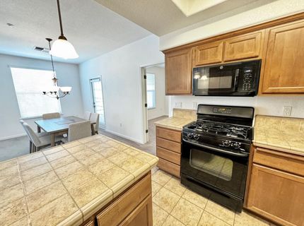 2880 Brighton Beach Way #45, Unit 45, Elk Grove, CA 95758 Photo