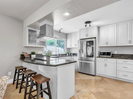 1160 Silver Lake Dr, Sacramento, CA 95831 Photo
