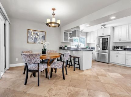 1160 Silver Lake Dr, Sacramento, CA 95831 Photo