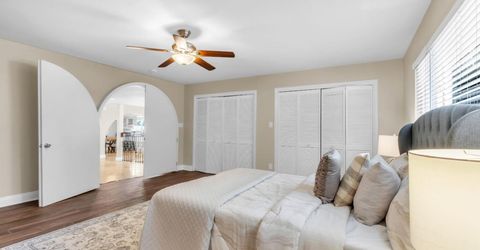 1160 Silver Lake Dr, Sacramento, CA 95831 Photo