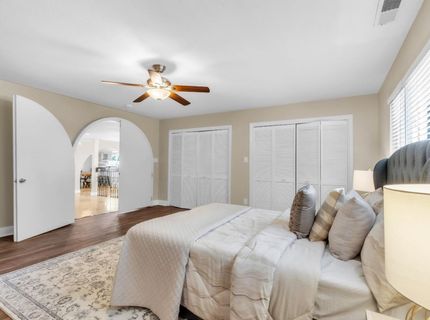1160 Silver Lake Dr, Sacramento, CA 95831 Photo