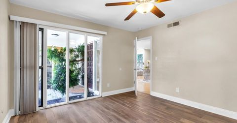 1160 Silver Lake Dr, Sacramento, CA 95831 Photo