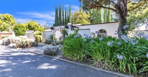 1160 Silver Lake Dr, Sacramento, CA 95831 Photo