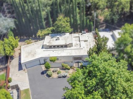1160 Silver Lake Dr, Sacramento, CA 95831 Photo