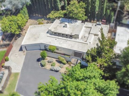 1160 Silver Lake Dr, Sacramento, CA 95831 Photo