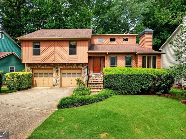 1093 Capital Club Circle NE, Brookhaven, GA 30319
