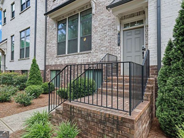 820 Fair View Circle, Roswell, GA 30076