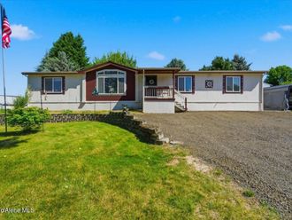 62 Sunny RD  Saint Maries, ID 83861