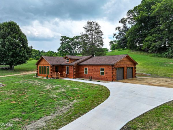 1519 Indian Warpath Road, Sevierville, TN 37876