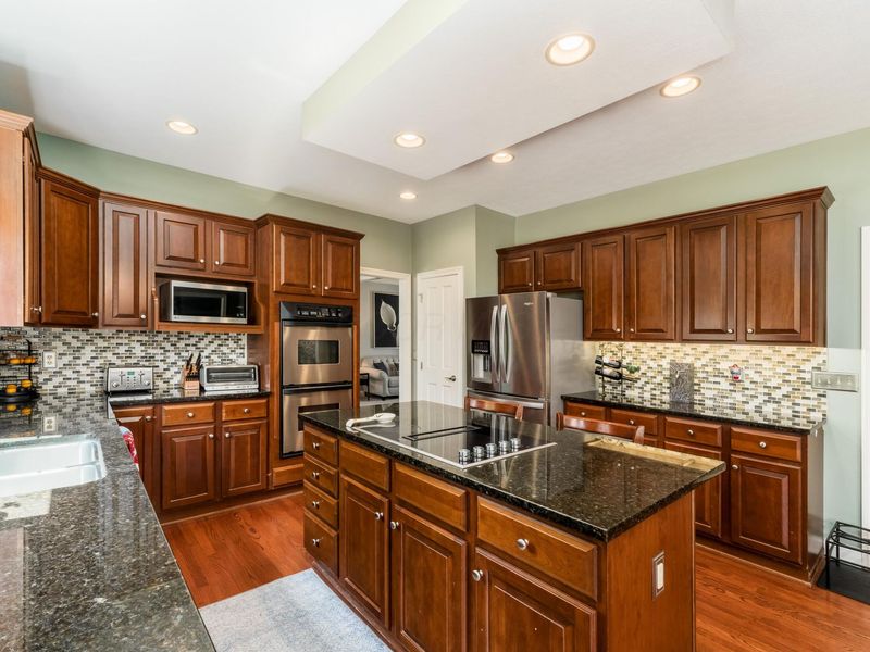 8631 Winding Creek Way, Pickerington, OH 43147 Photo 11
