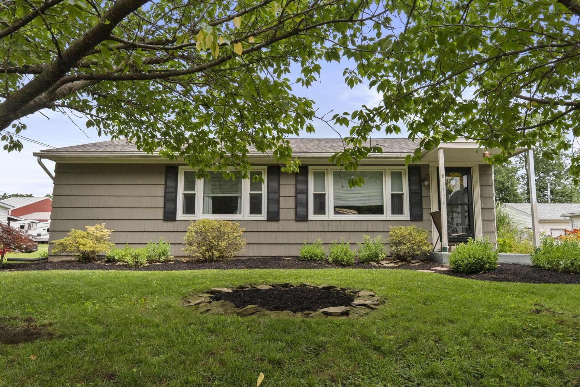 1136 Pike Street Sw, Pataskala, OH 43062 Main Photo