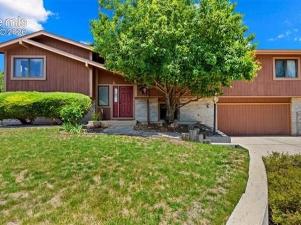 5715 Flintridge Drive, Colorado Springs, CO 80918