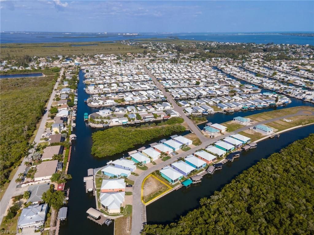 3155 Trawler Ln, Saint James City, FL 33956 Photo