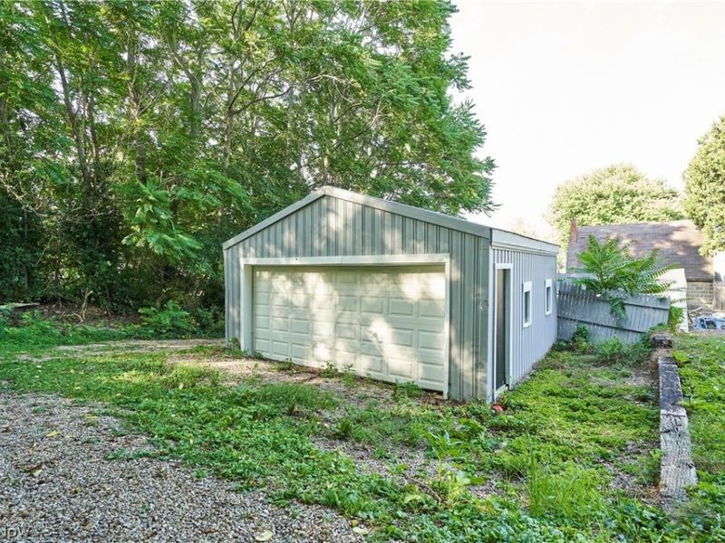 936 Green Avenue SW, Massillon, OH 44647 Photo 11