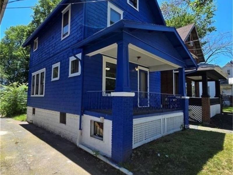 846 Clark Street, Akron, OH 44306 Photo 2