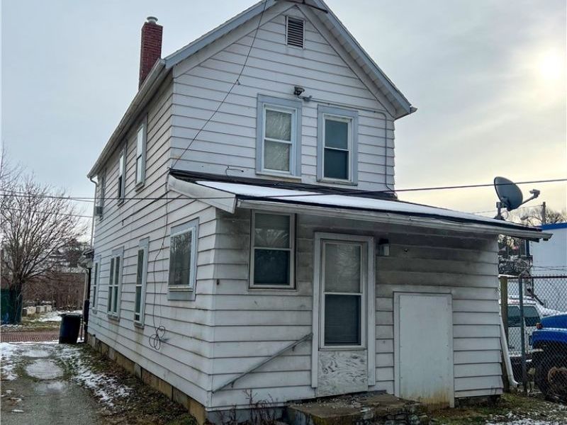 302 Huntington Avenue, Akron, OH 44306 Photo 8