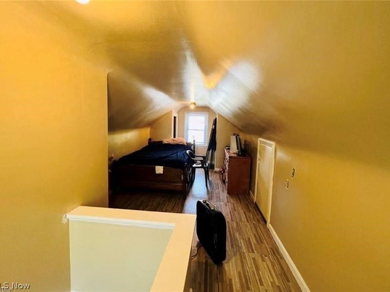 2332 21st Street SW, Akron, OH 44314 Photo 3