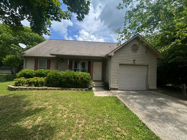 3409 Minor Dr, Clarksville, TN 37042