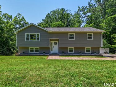 10 Albion, New Fairfield, CT 06812