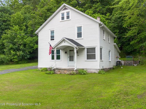 414 N Turnpike Road, Dalton, PA 18414
