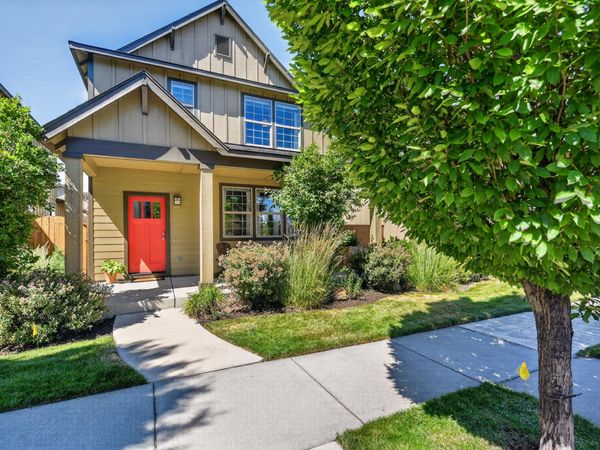 20540 Gloucester Lane, Bend, OR 97701