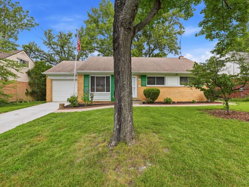 8785 Mockingbird Lane, Springfield Twp., OH 45231 Photo 2