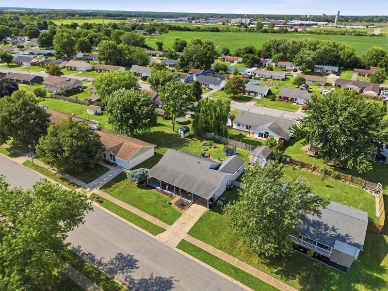 1725 Sioux Drive, Circleville, OH 43113 Photo 3
