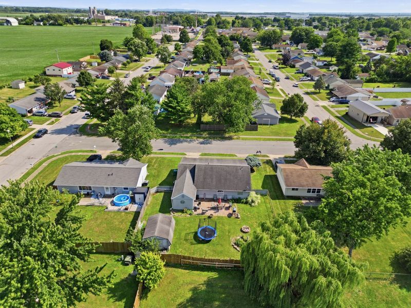 1725 Sioux Drive, Circleville, OH 43113 Photo 7