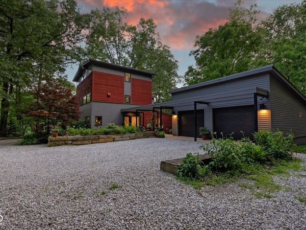 7654 N Shilo Road , Unionville, IN 47468