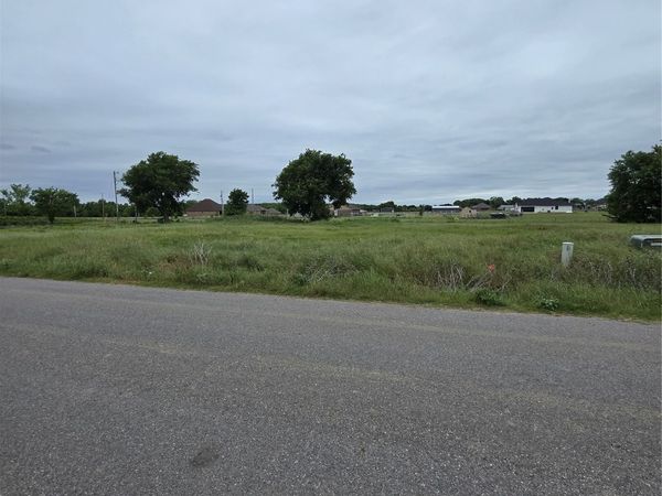 004 Lake Estates Drive, Durant, OK 74701