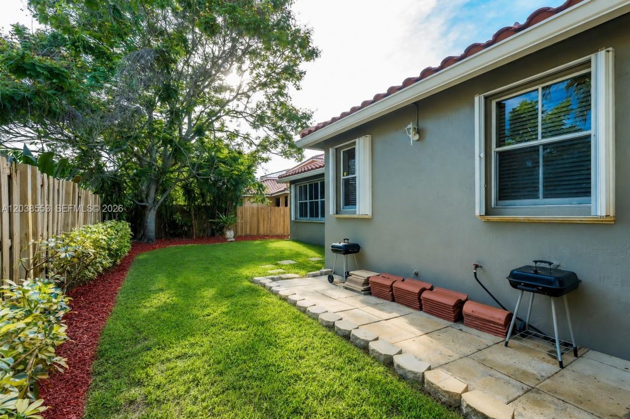 16728 SW 36th St, Miramar, FL 33027 Photo