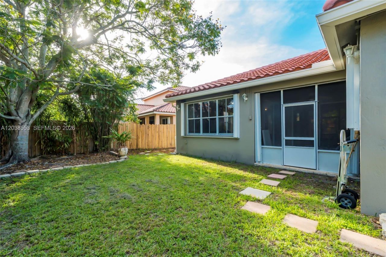 16728 SW 36th St, Miramar, FL 33027 Photo