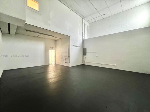8000 NW 31st St , Unit 18, Doral, FL 33122