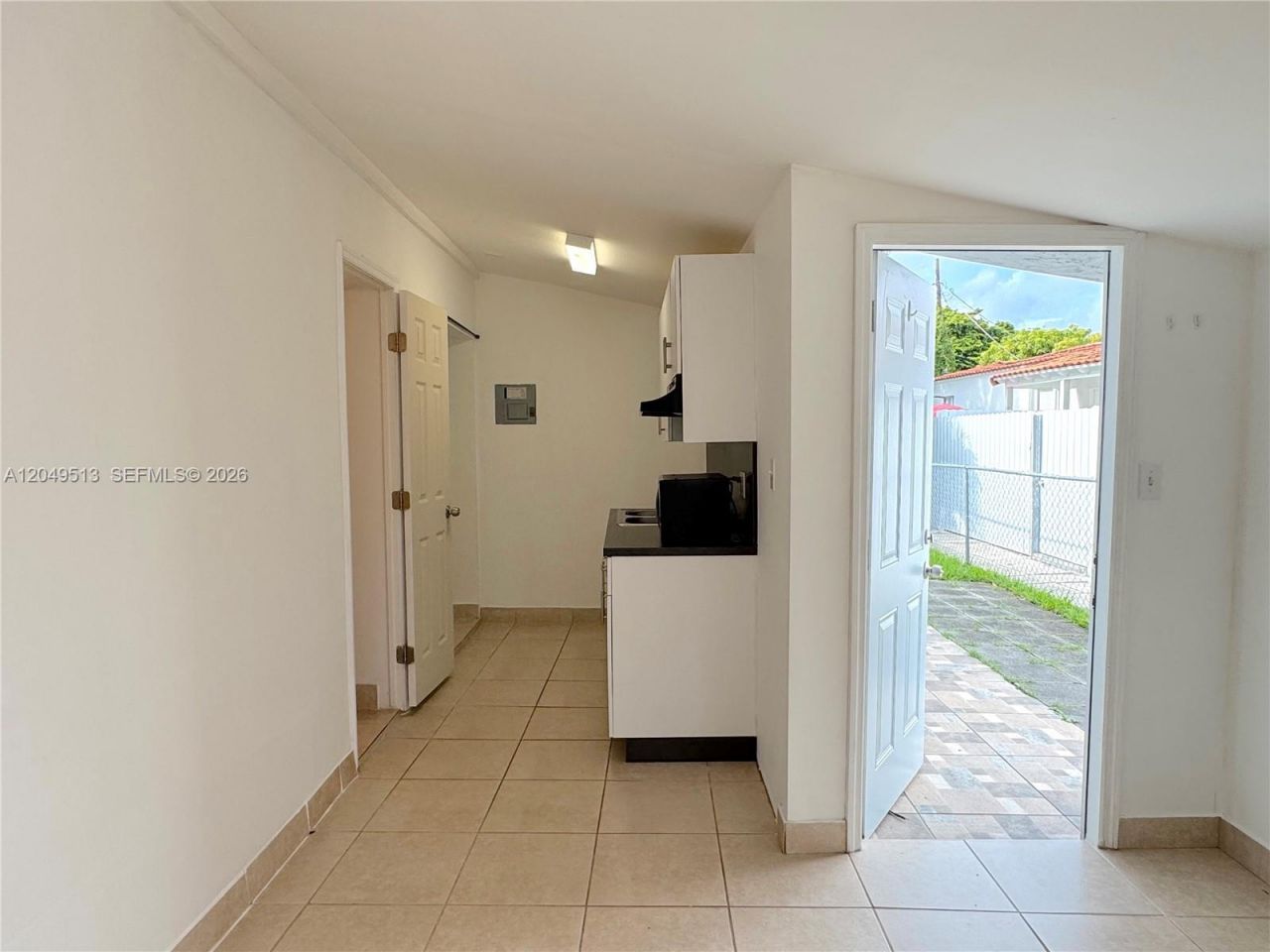 2461 NW 5th St , Unit #C, Miami, FL 33125 Photo