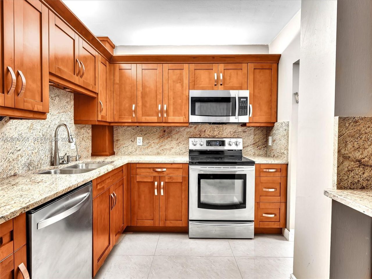 4400 Hillcrest Dr , Unit 617B, Hollywood, FL 33021 Photo
